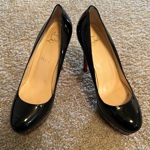 Christian Lou Boutin Red Bottoms!! Size 9. Good condition!!